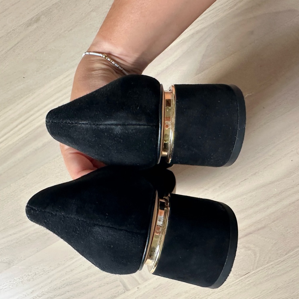 Enzo Angiolini Black Pointed Flats - Picture 3 of 4